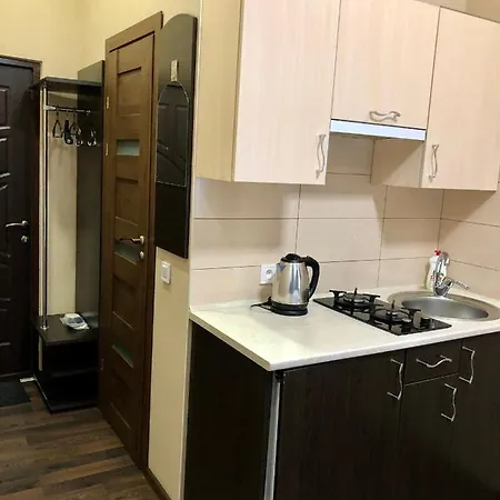 아파트 Studio-біля вокзалу-недалеко від центру-городоцька 151 *