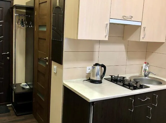 Apartamento Studio-біля вокзалу-недалеко від центру-городоцька 151 *