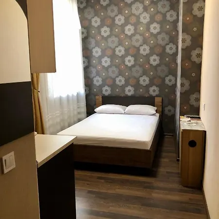 Studio-біля вокзалу-недалеко від центру-городоцька 151 Apartmán Lvov